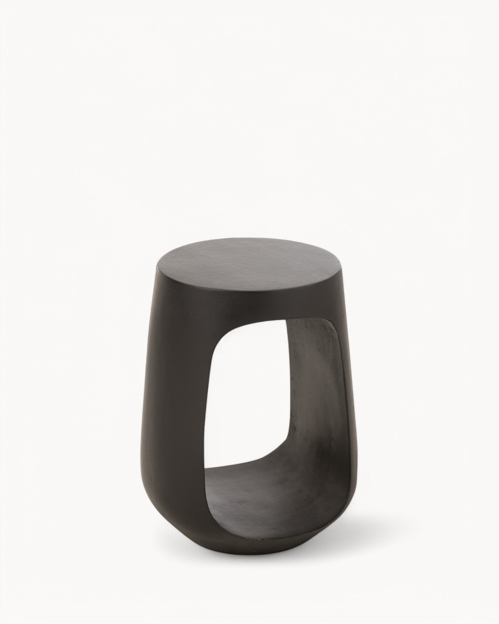 J-Line - Side Table Made of Black Mango Wood - Modern & Robust