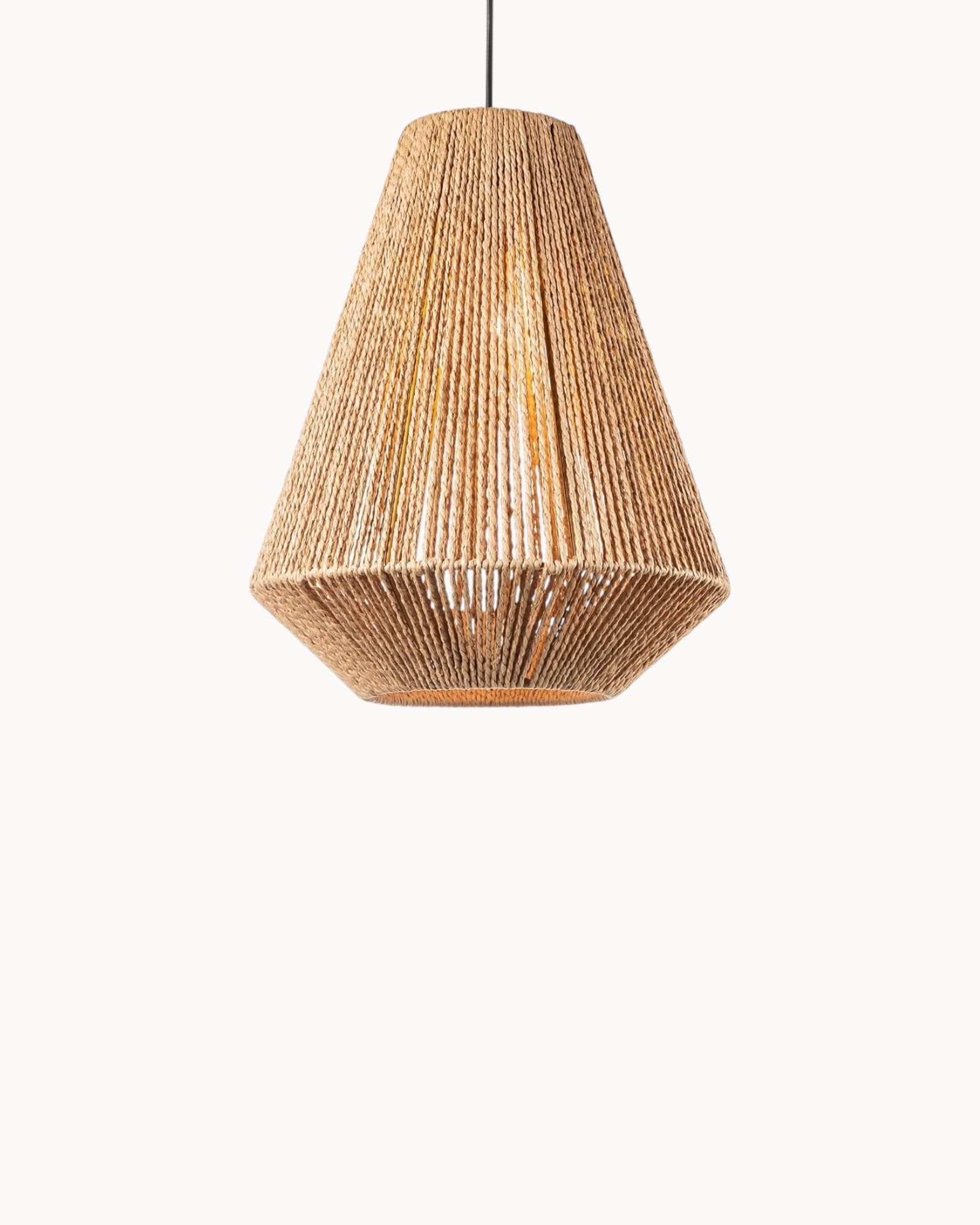 Home Sweet Home - Hängelampe Vela aus Holz, 33x33x146cm