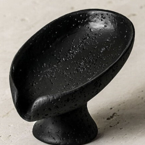 Minimalistische Seifenschale im Wabi-Sabi-Stil – Skulpturales Design mit natürlicher Textur