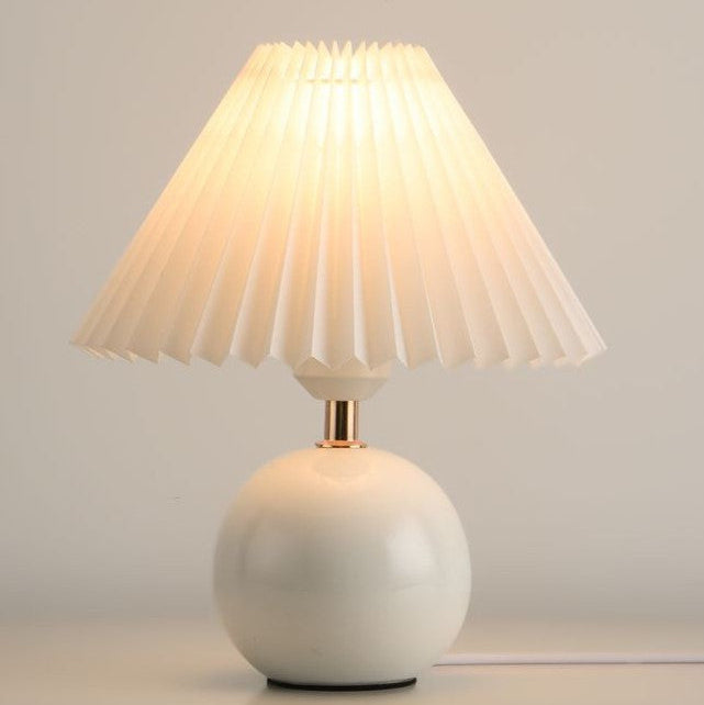 Decorative Pleated Ceramic Bedside Table Lamp
