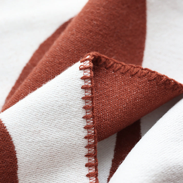 Jacquard Throw Blanket in Cashmere Look – Soft Knit Blanket in Nordic Style