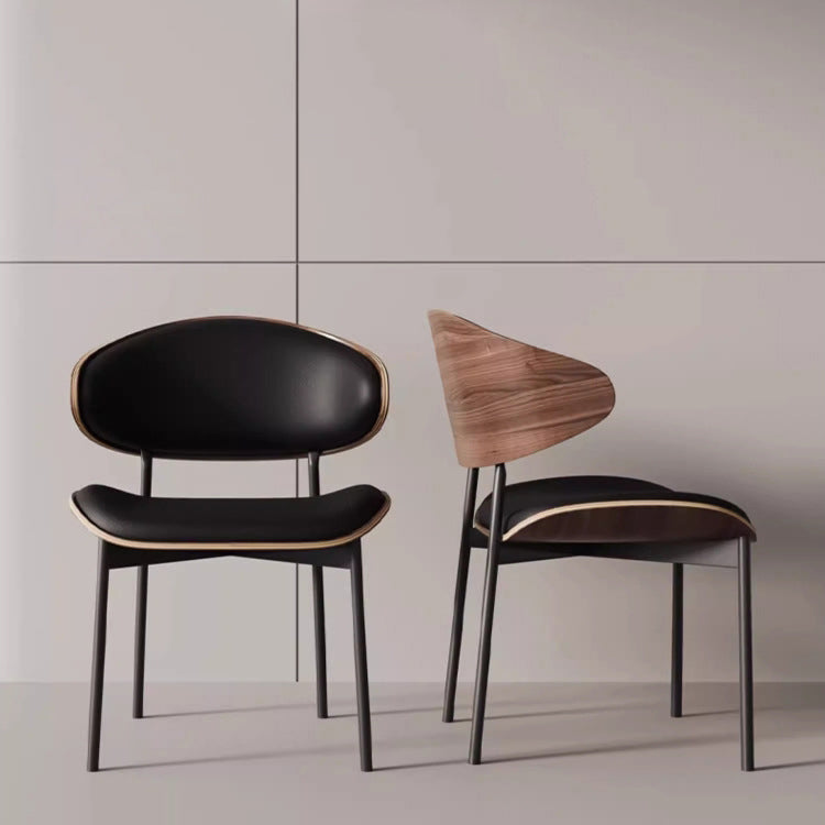 Elegante italienische Massivholz Esszimmerstuhl