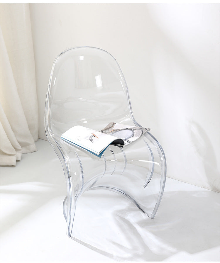Ikonischer transparenter Loungesessel im Panton-Stil
