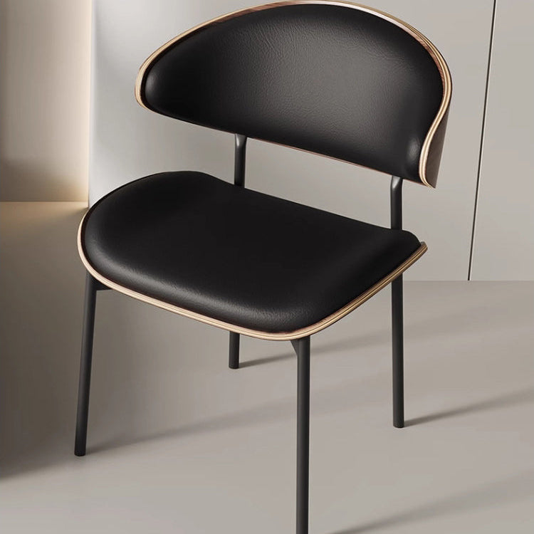 Elegante italienische Massivholz Esszimmerstuhl