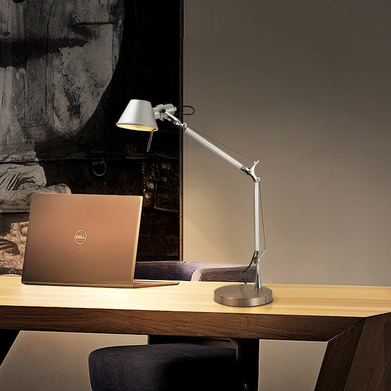 Moderne opvouwbare bureaulamp met lange arm