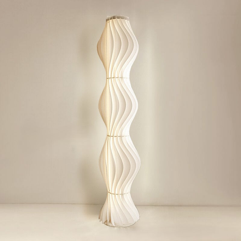 Elegante Vloerlamp in Golfdesign met Decoratieve Lichtstructuur