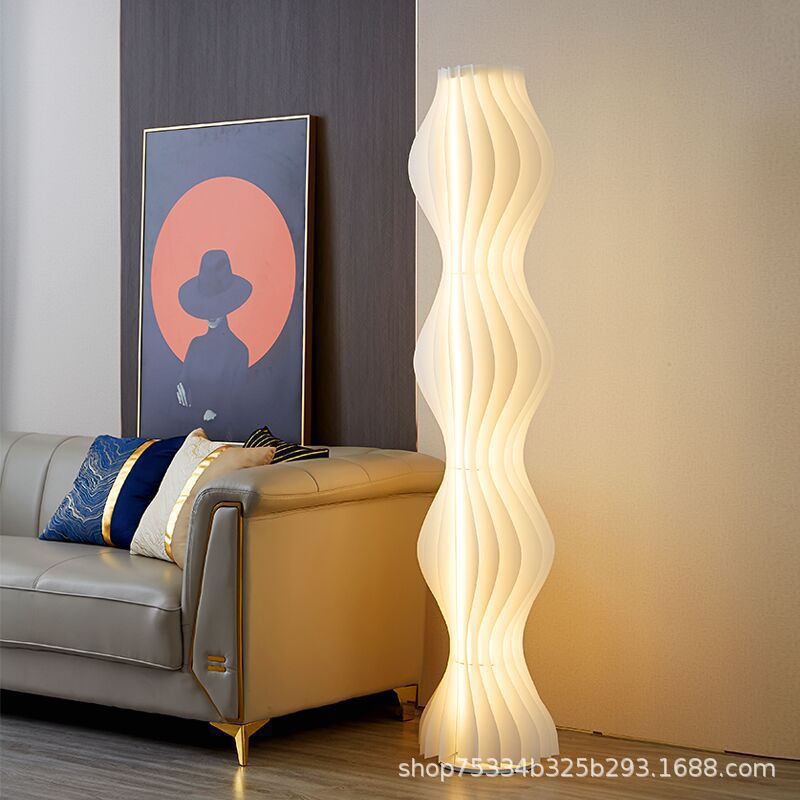 Elegante Vloerlamp in Golfdesign met Decoratieve Lichtstructuur