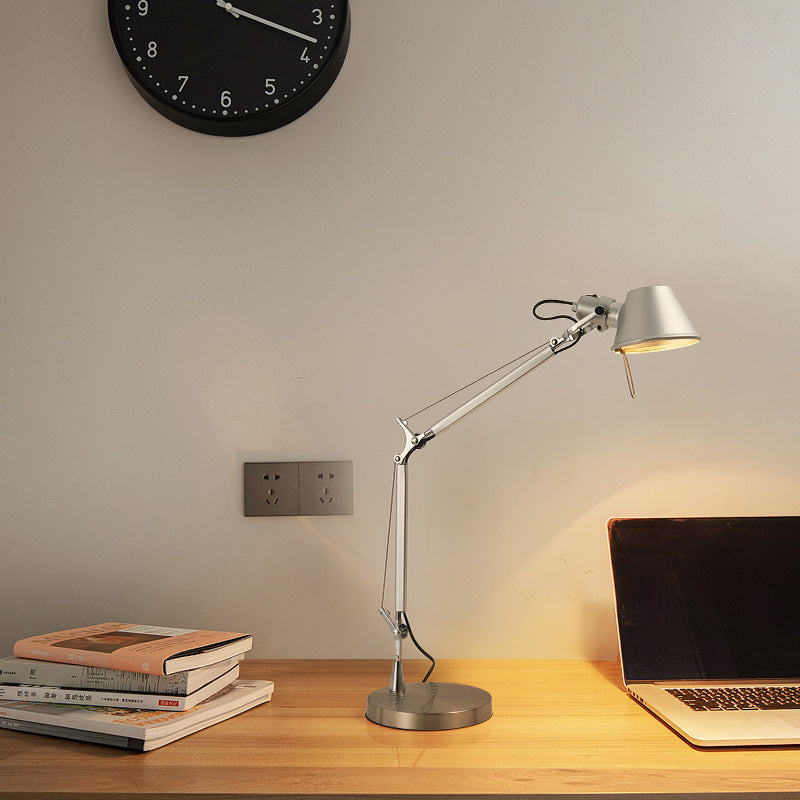 Moderne opvouwbare bureaulamp met lange arm