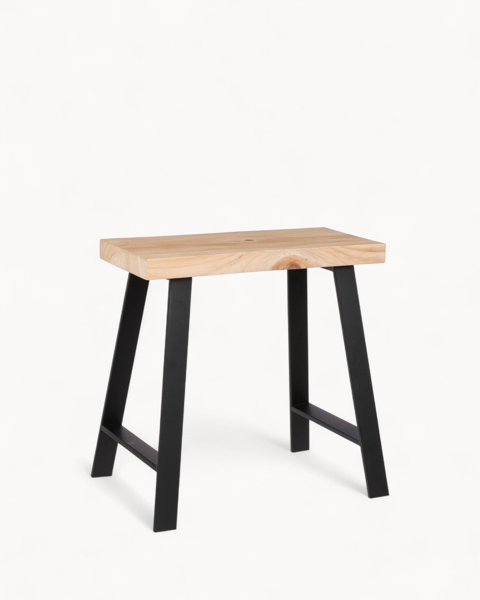 Mica Decoraties - Houten Chique Krukje Van Vurenhout - 46x32x46 cm