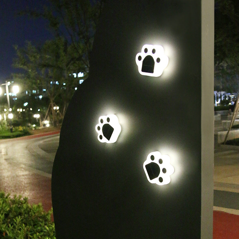 Waterproof Solar Garden Light in Pebble Shape