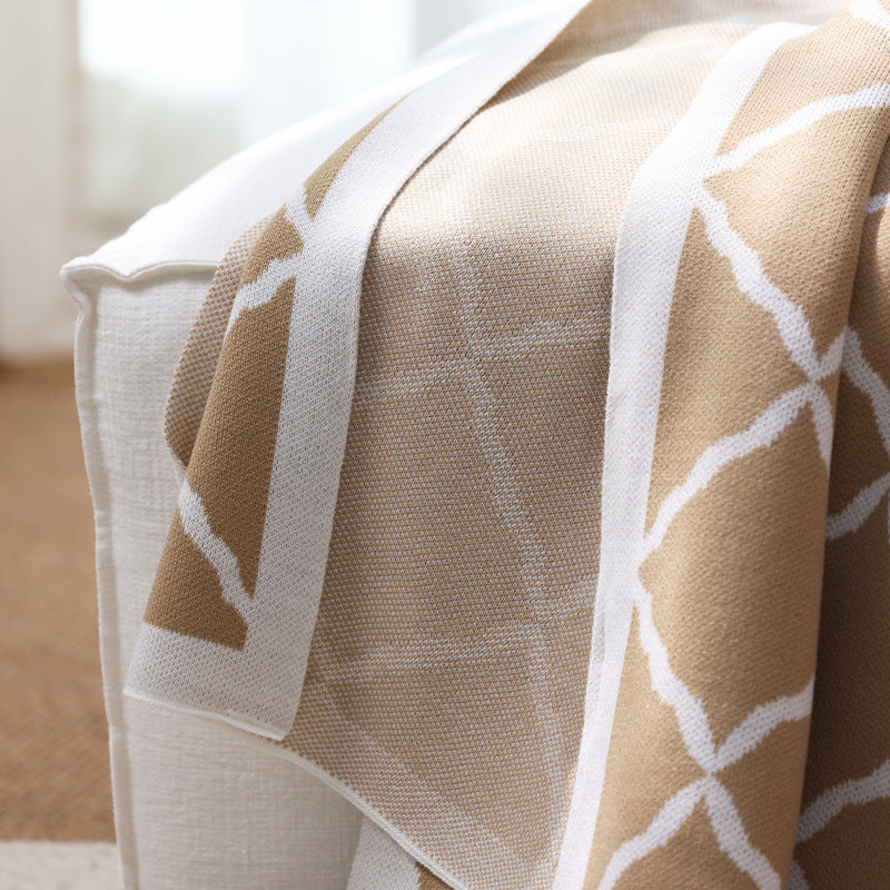 Acrylic Knit Throw Blanket – Soft, Versatile Living Room Blanket in Timeless Design