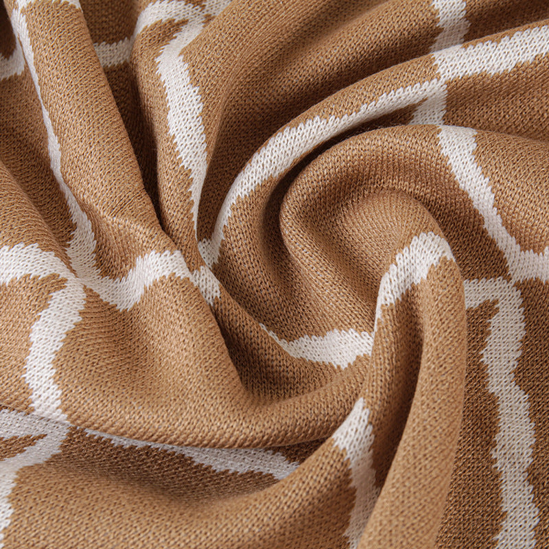 Acrylic Knit Throw Blanket – Soft, Versatile Living Room Blanket in Timeless Design