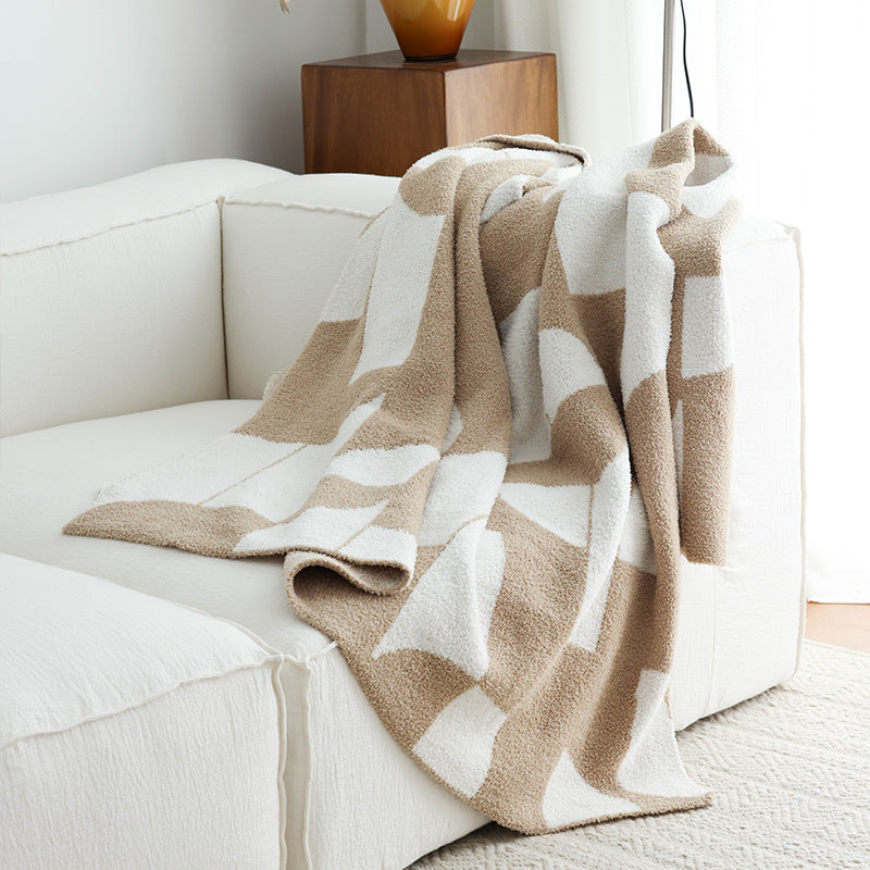 Geometric Knit Throw Blanket – Double-Sided Living Room Blanket for Stylish Interiors