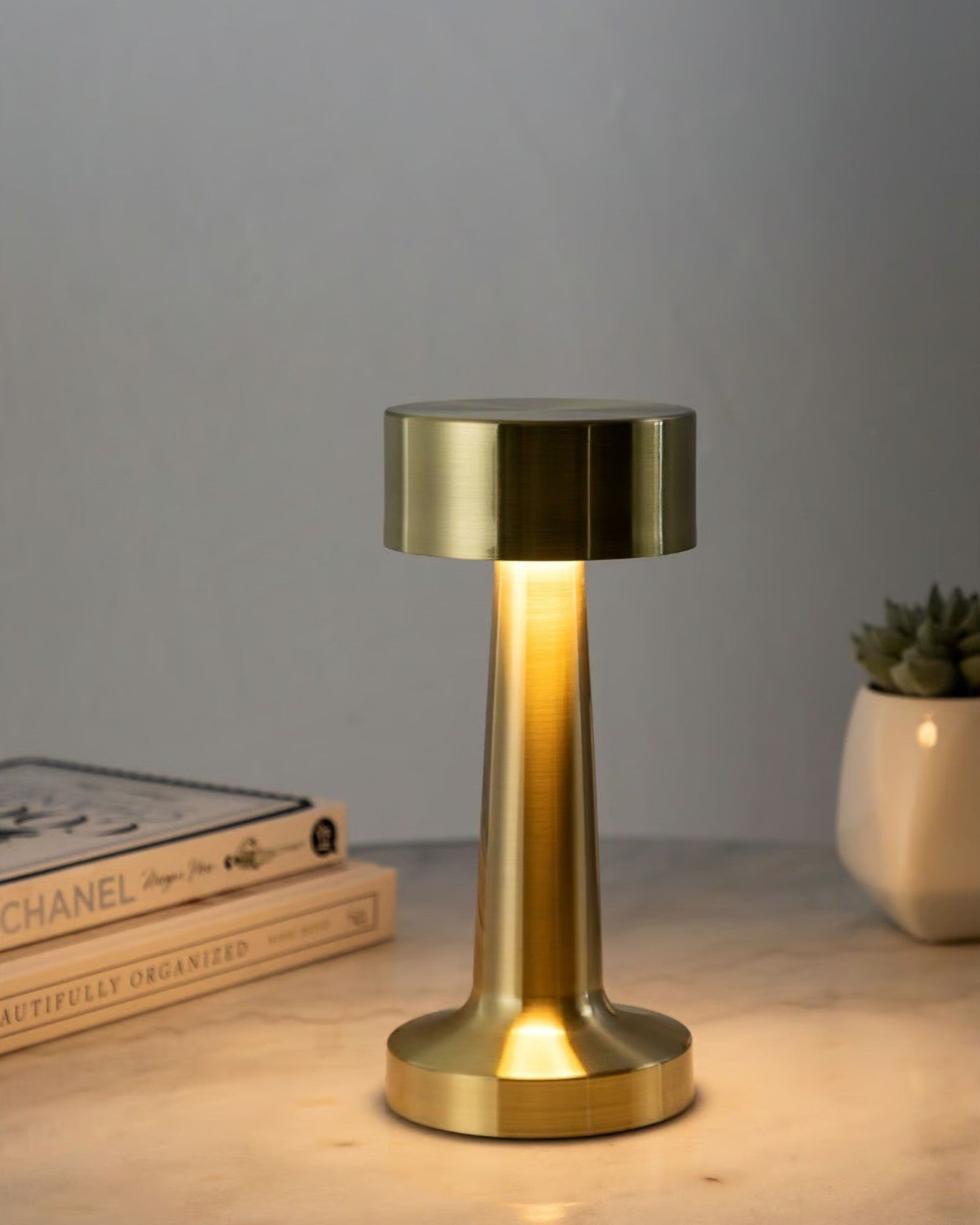 Mull Draadloze LED Tafellamp - Goud, Vintage Ontwerp, Dimbaar
