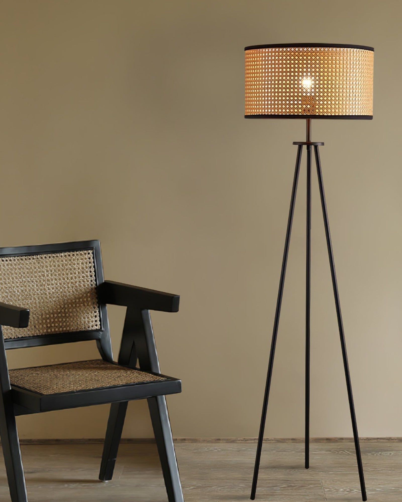 Natural bamboo color & black