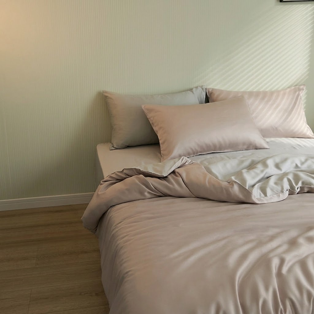 Summer Cooling Silk Bedding Set