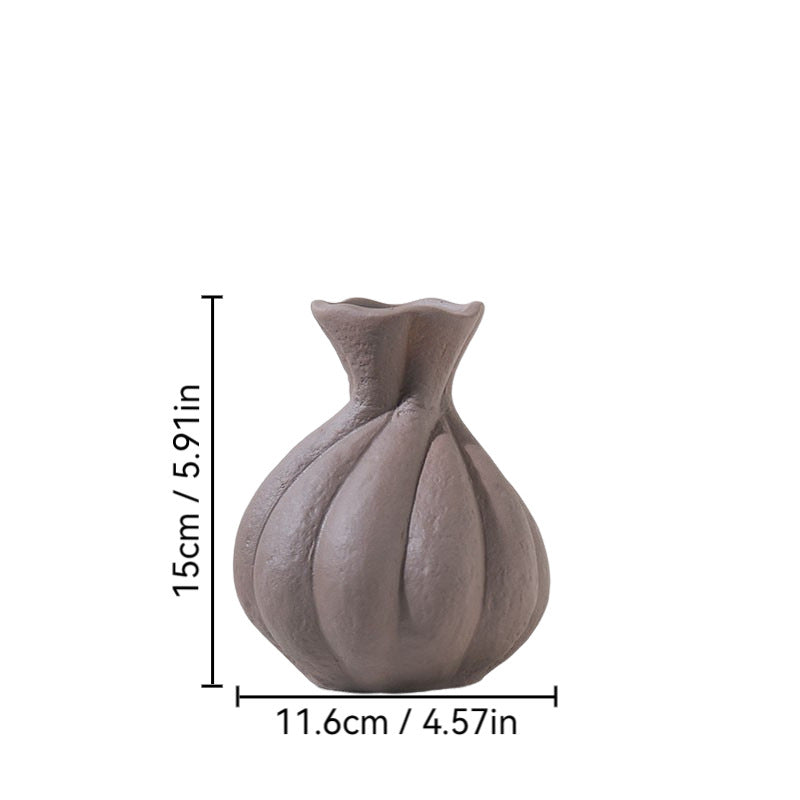 Sculpturale Keramische Vaas in Wabi-Sabi Stijl – Modern Decoratief Object met Organische Vorm
