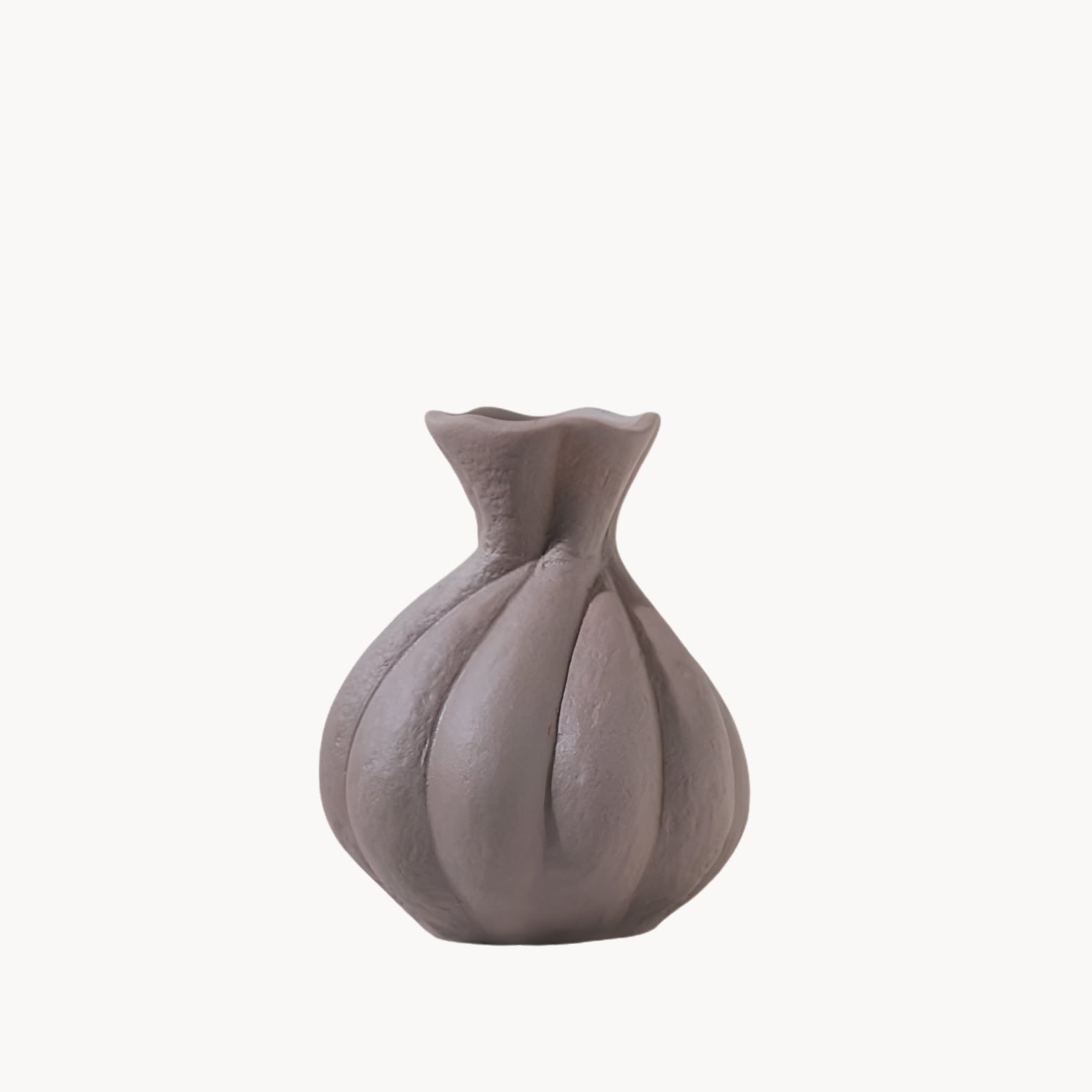 Sculpturale Keramische Vaas in Wabi-Sabi Stijl – Modern Decoratief Object met Organische Vorm