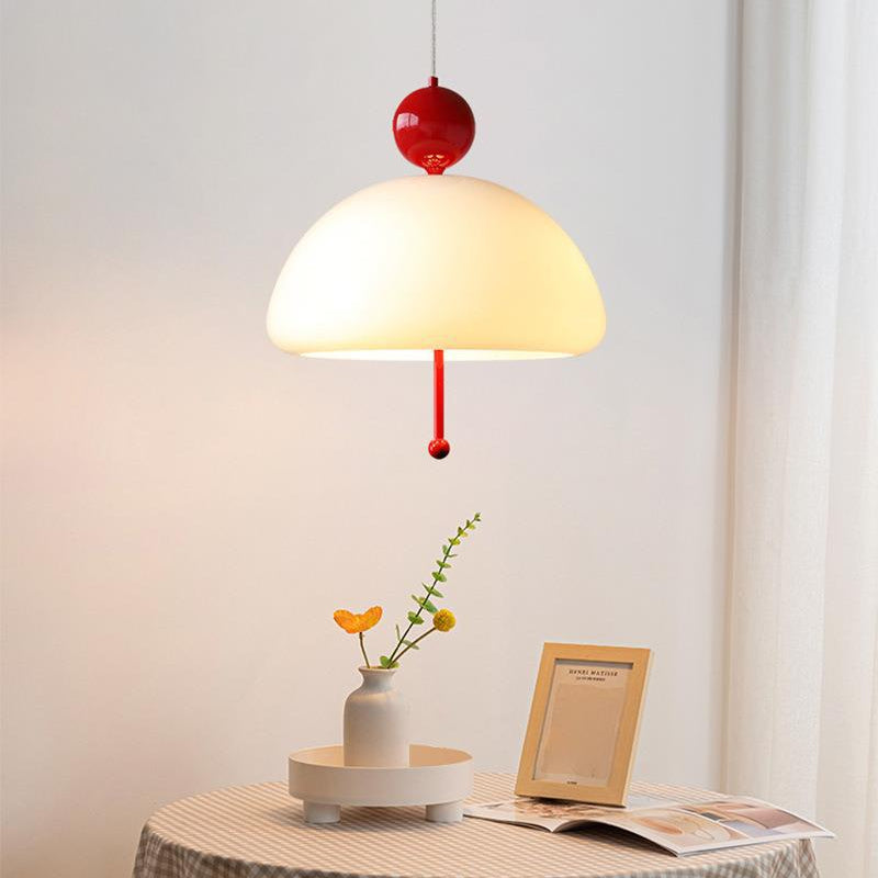 Franse vintage glazen hanglamp voor naast het bed