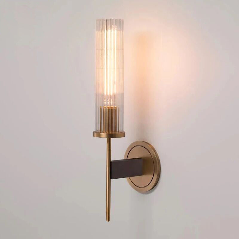 Elegante minimalistische koperen wandlamp