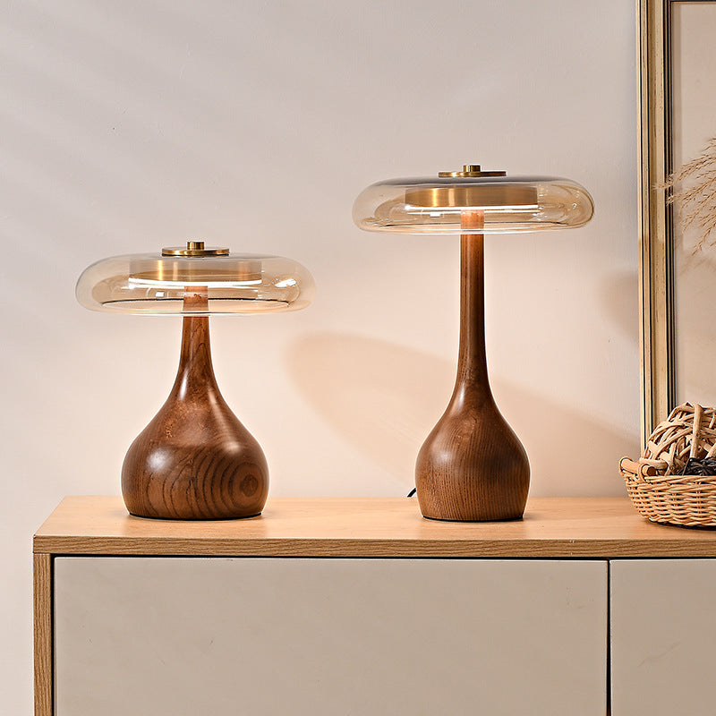 Vintage houten en glazen tafellamp