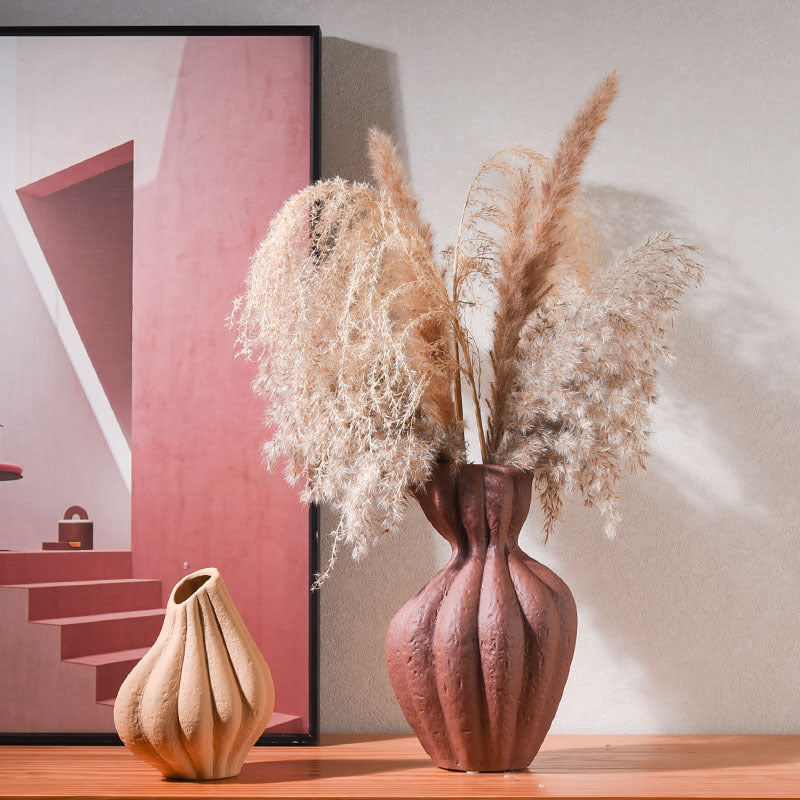 Sculpturale Keramische Vaas in Wabi-Sabi Stijl – Modern Decoratief Object met Organische Vorm