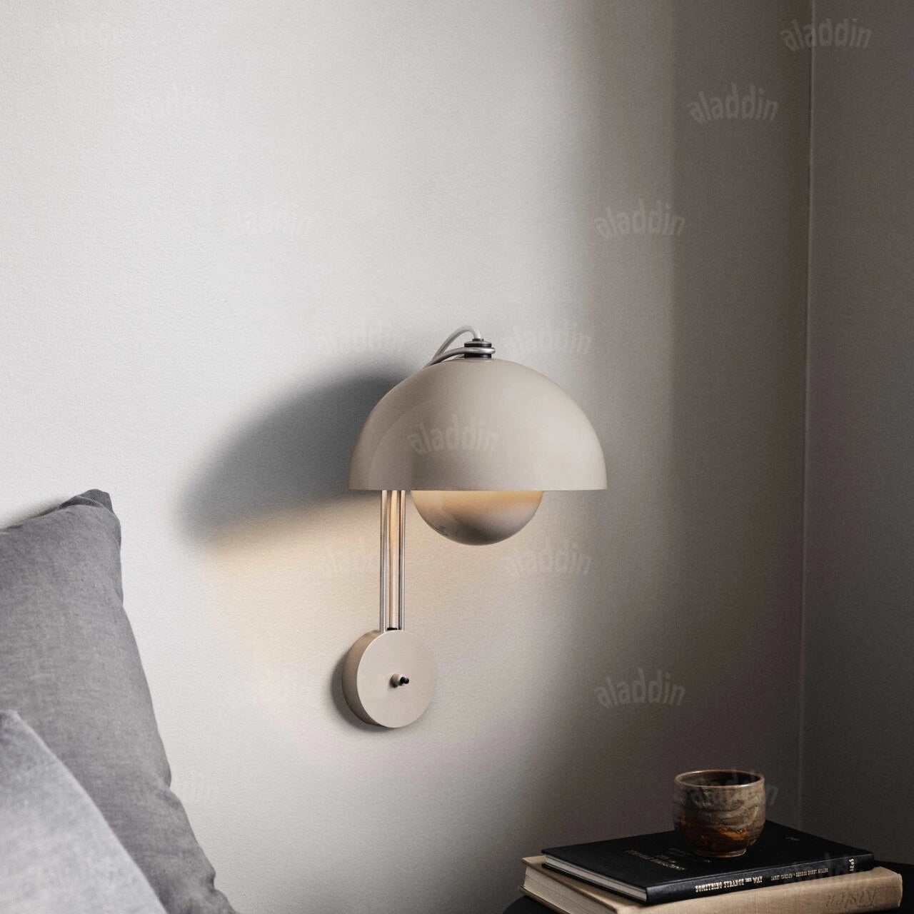 Modern Bud-Design Wall Light – Elegant LED Wall Lamp