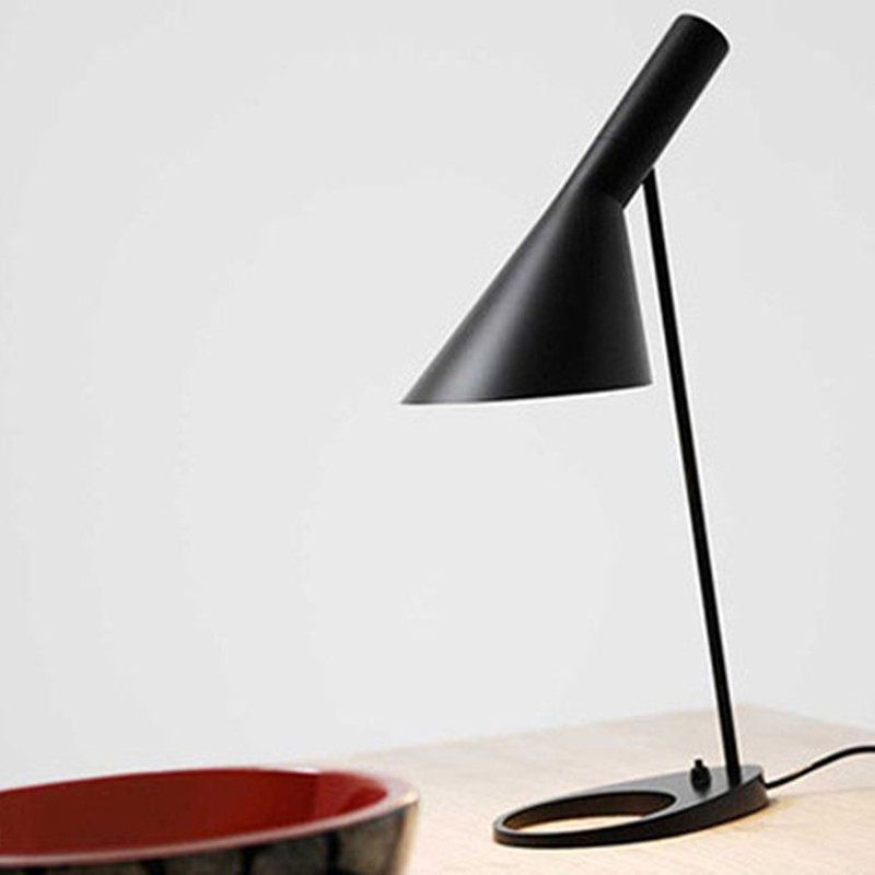 Noordse LED Vloerlamp met Oogbescherming