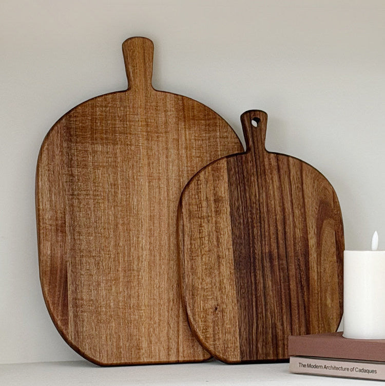 Round Cutting Board – Elegant Kitchen Board with Handle