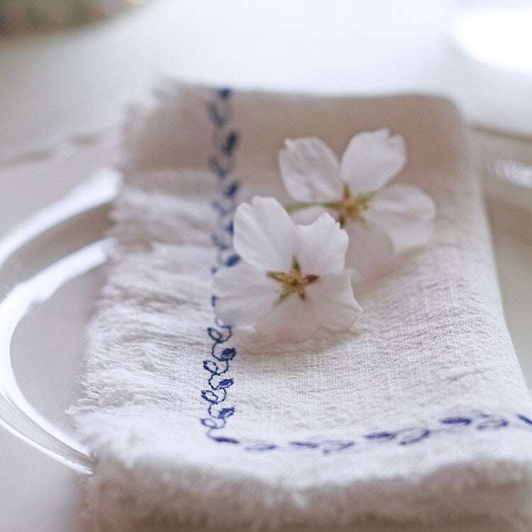 Textured Thick Ramie-Cotton Napkin in Solid Color