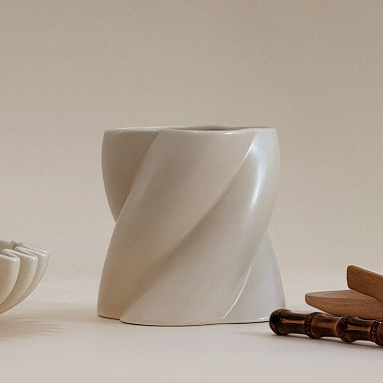 Minimalist Ceramic Utensil Holder in Sculptural Design