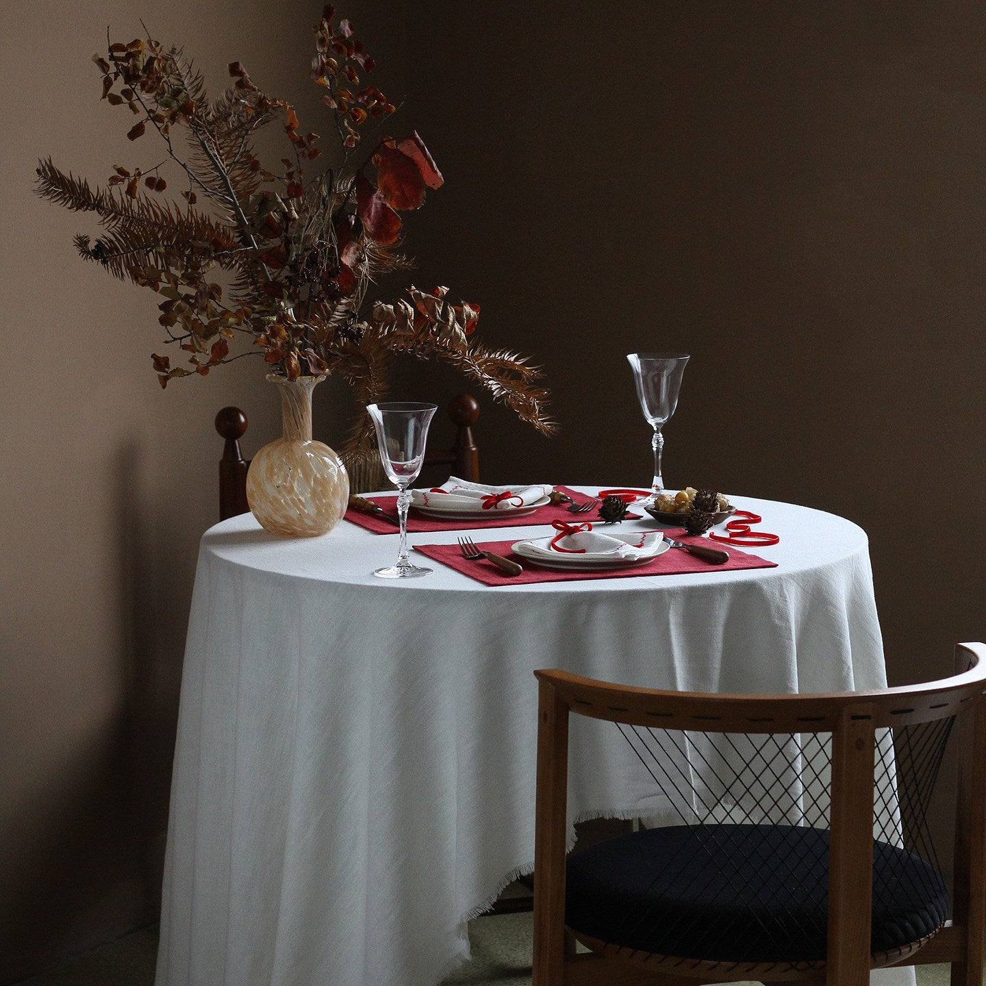 Heavy Ramie-Linen Tablecloth with Tassel Border