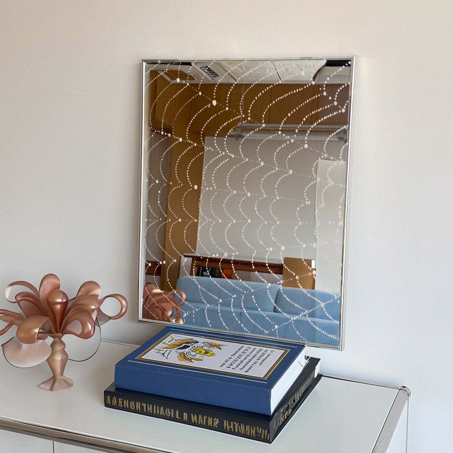 Moderner Wandspiegel im minimalistischen Bauhaus-Stil