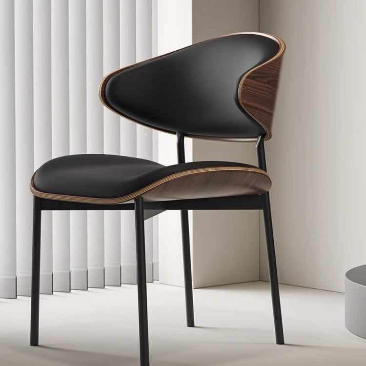 Elegante italienische Massivholz Esszimmerstuhl