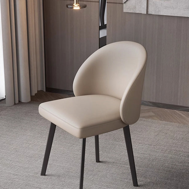 Minimalistischer Esszimmerstuhl im italienischen Cream-Stil