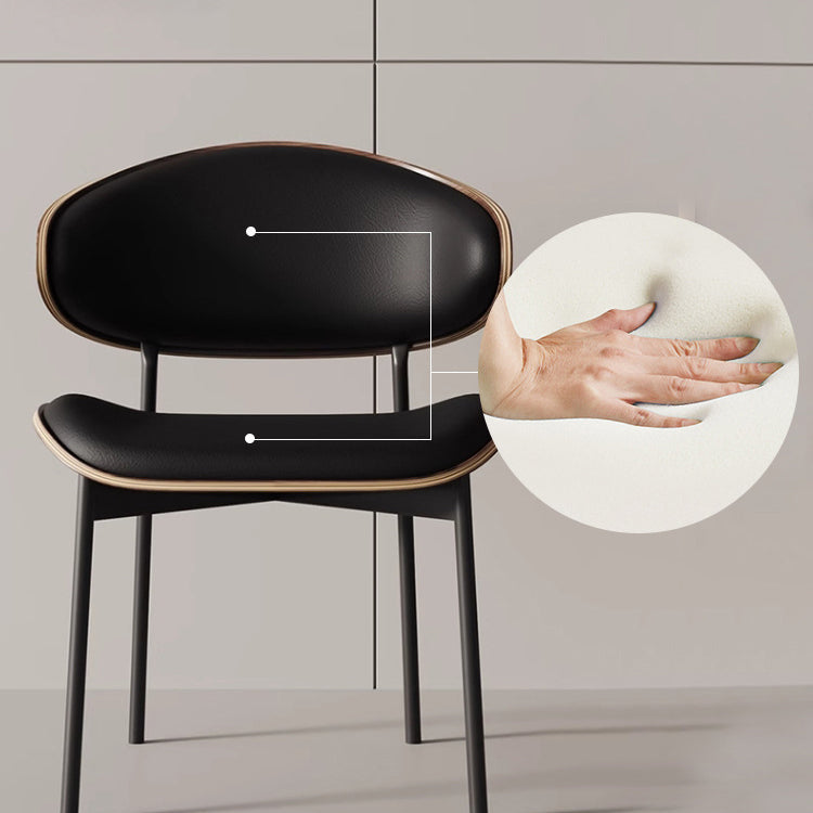 Elegante italienische Massivholz Esszimmerstuhl