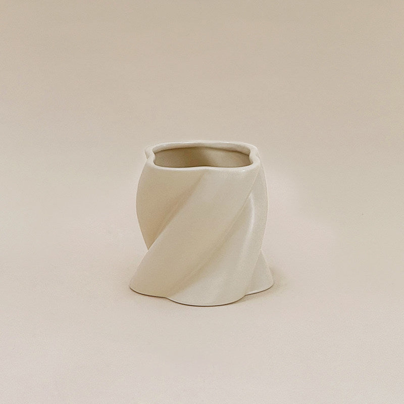 Minimalist Ceramic Utensil Holder in Sculptural Design