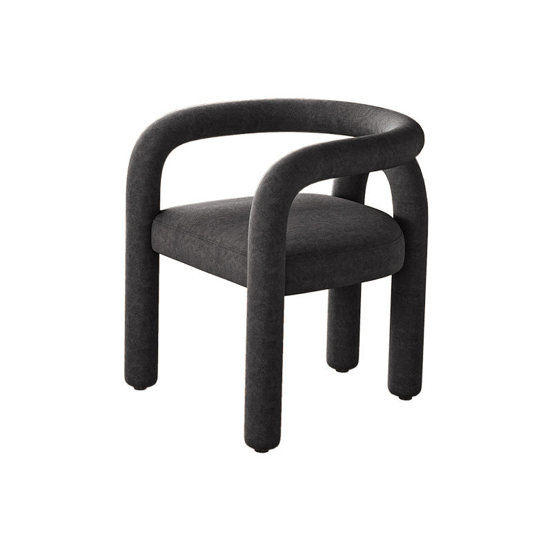 Artistieke loungestoel met gebogen metalen frame